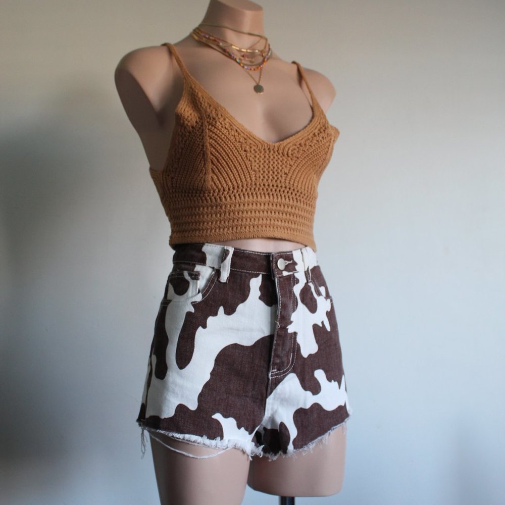 🚨LAST ONE// Peanut butter Crochet top - Picture 10 of 11